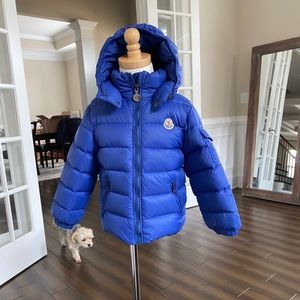 Moncler kid’s down jacket(3Y)